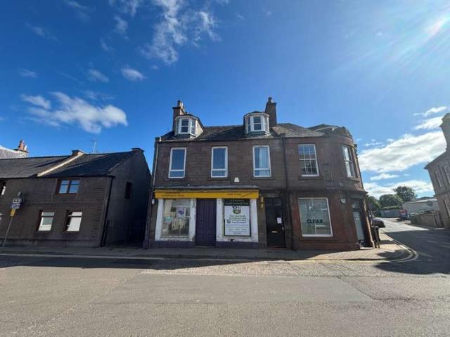 Maisonette for sale in Laurencekirk, Scotland