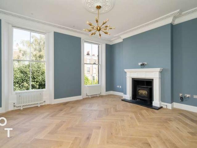 Maisonette for rent in Kentish Town, Greater London