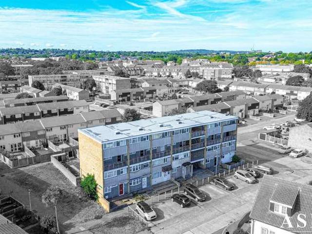 Maisonette for sale in Essex
