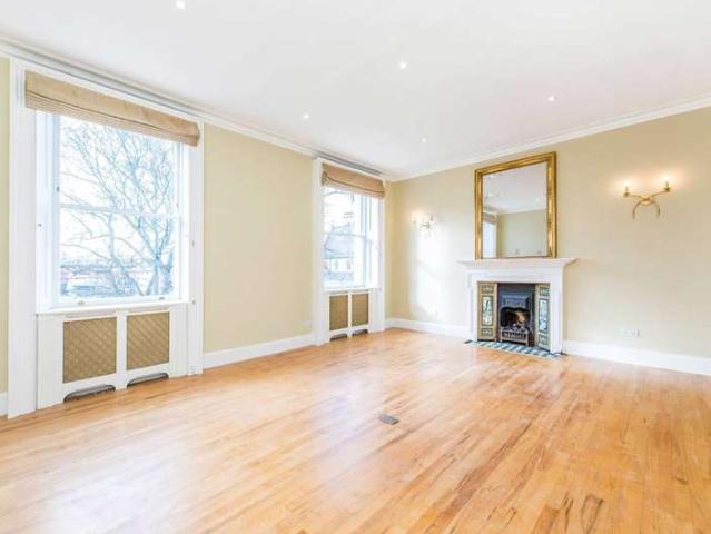 Duplex for sale in Pimlico, Pimlico