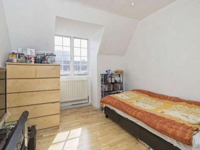 Maisonette for rent in Somers Town, Greater London