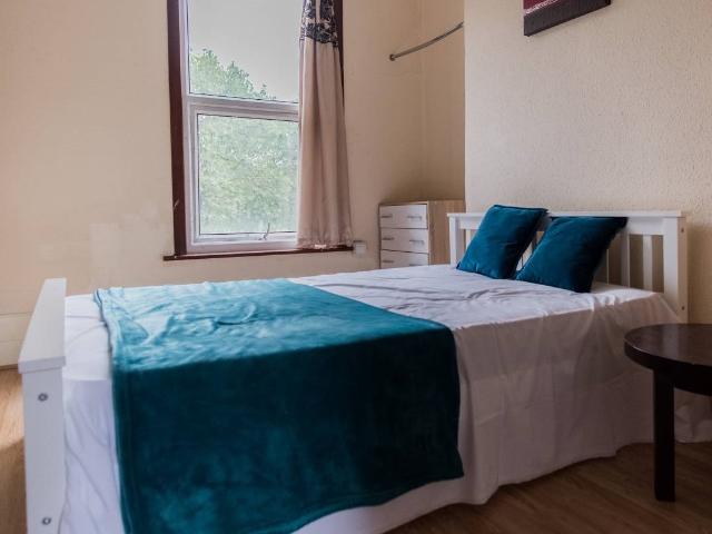House for rent in Mile End, Greater London
