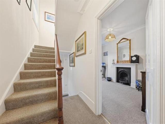 Maisonette for rent in West Cliff, Acol