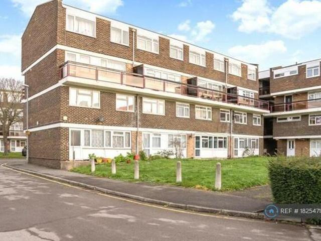 House for rent in Kingston Upon Thames, Greater London