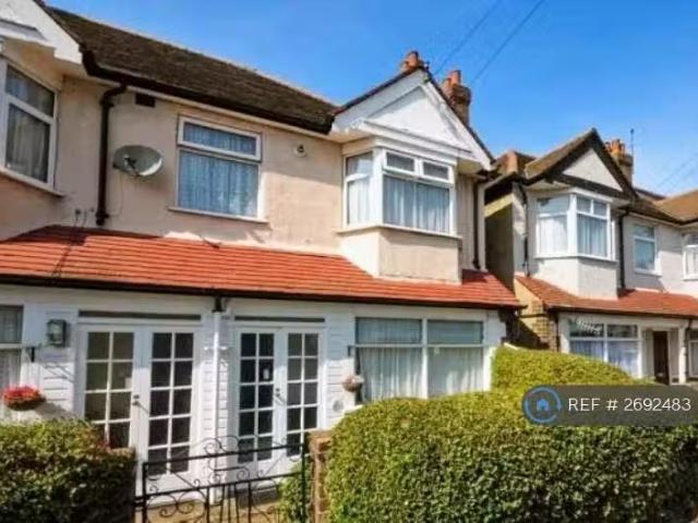 House for rent in London Borough of Merton, Mitcham