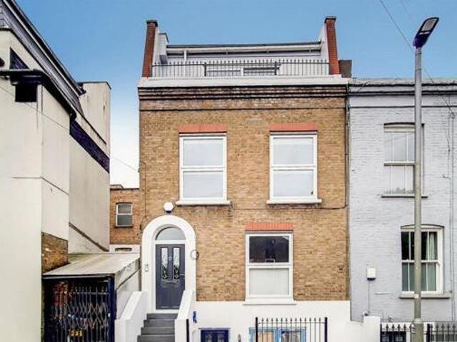House for sale in City of London, Greater London