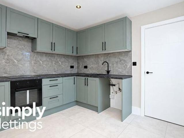 Maisonette for rent in Round Hill, Brighton