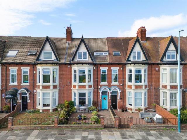 Flat for sale in Whitley Bay, North Tyneside