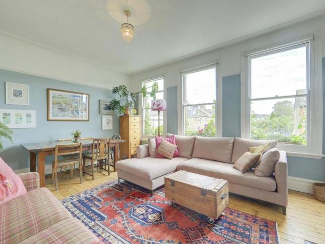 Flat for sale in London Borough of Lewisham, Greater London