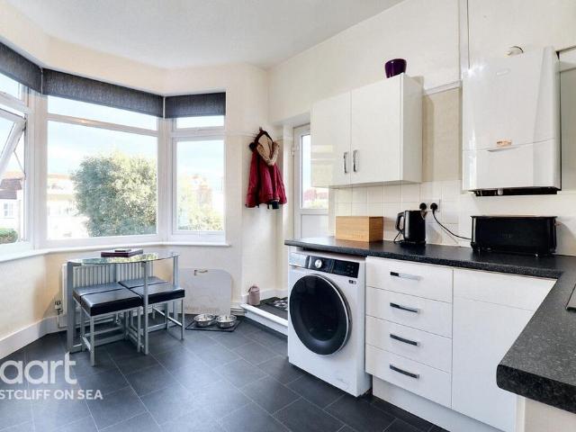 Flat for sale in Westcliff-on-sea, Westcliff-on-Sea