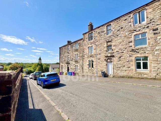 Flat for sale in Kilbirnie, North Ayrshire