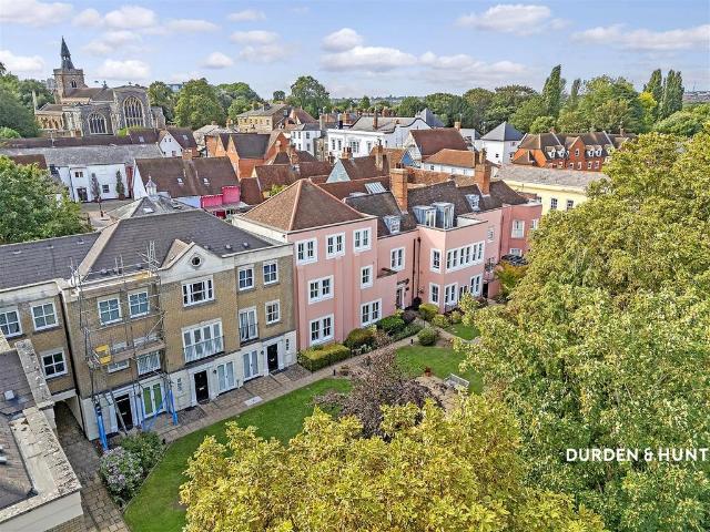 Flat for sale in Hythe, Fordham Heath