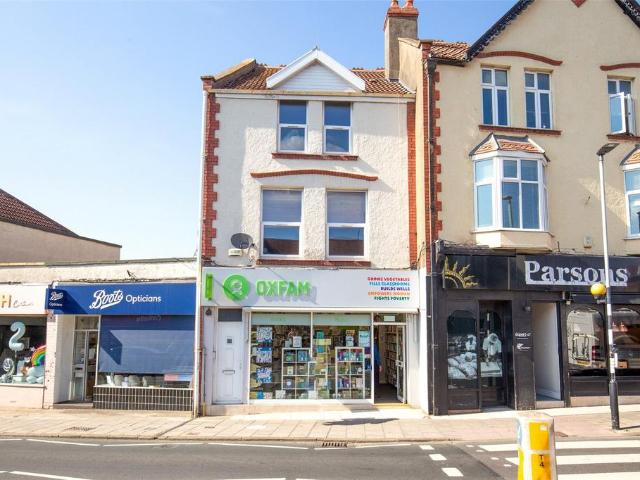 Flat for sale in Feckenham, City Of Bristol