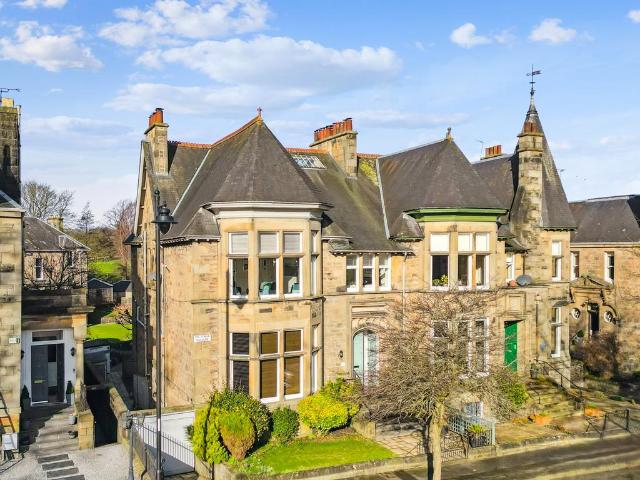 Flat for sale in Cambuskenneth, Scotland