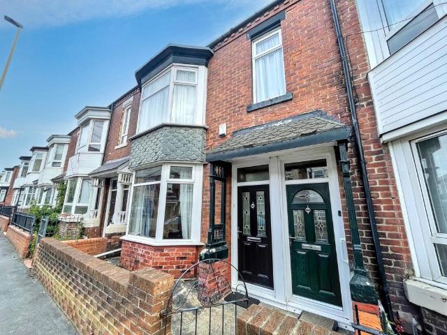 Flat for sale in Westoe, South Shields