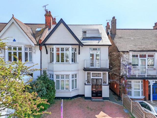 Flat for sale in Westcliff-on-sea, Westcliff-on-Sea