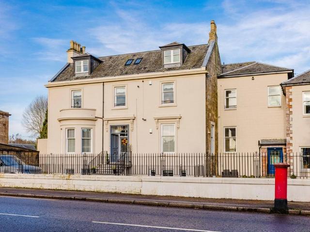 Flat for sale in New Farm Loch, Crookedholm