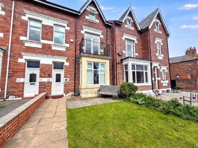 Flat for sale in Whitley Bay, North Tyneside