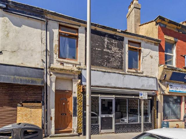 Flat for sale in Blackpool