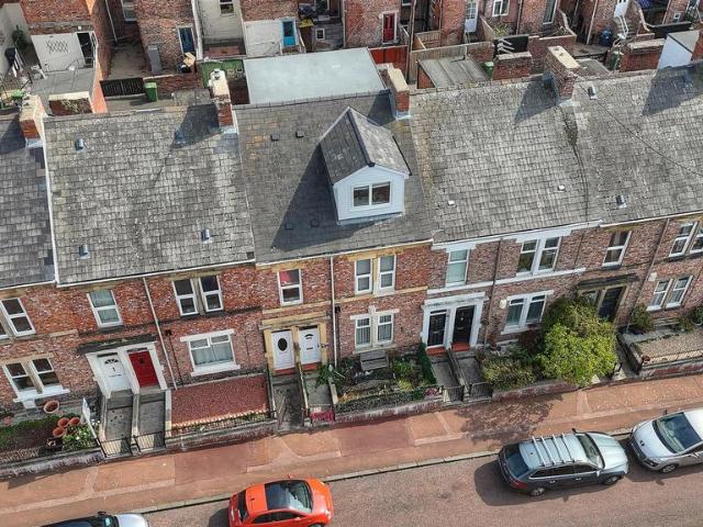 Flat for sale in Bensham, Tyne And Wear