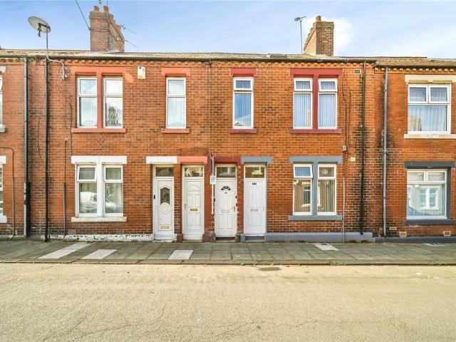 Flat for sale in Westoe, South Shields