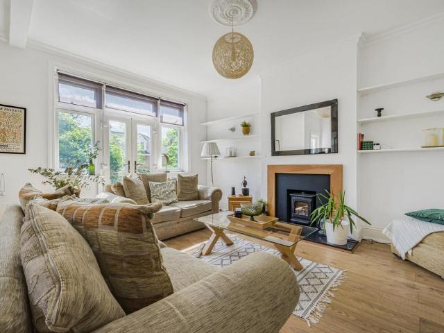 Flat for sale in Shortlands, Greater London