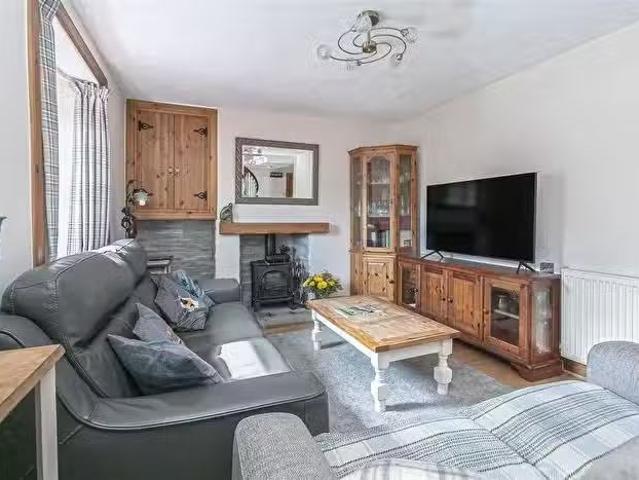 House for sale in Rumbling Bridge