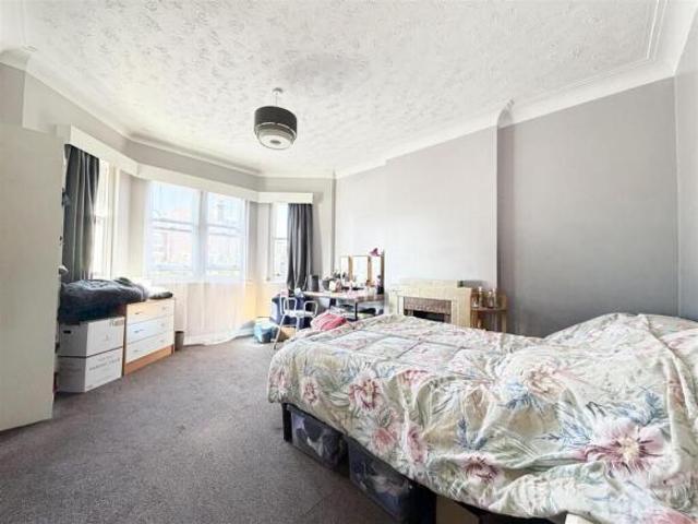 Maisonette for sale in Eastbourne, East Sussex