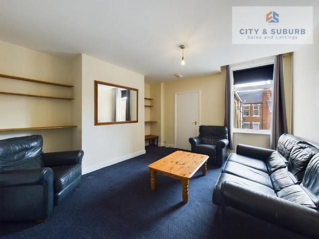 Duplex for sale in Heaton