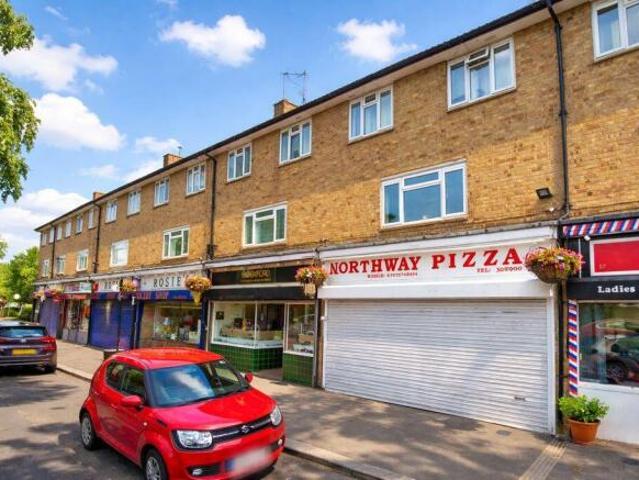Maisonette for sale in The Slade, Oxfordshire