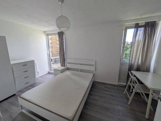 House for rent in Ranwell West, Cat Hill