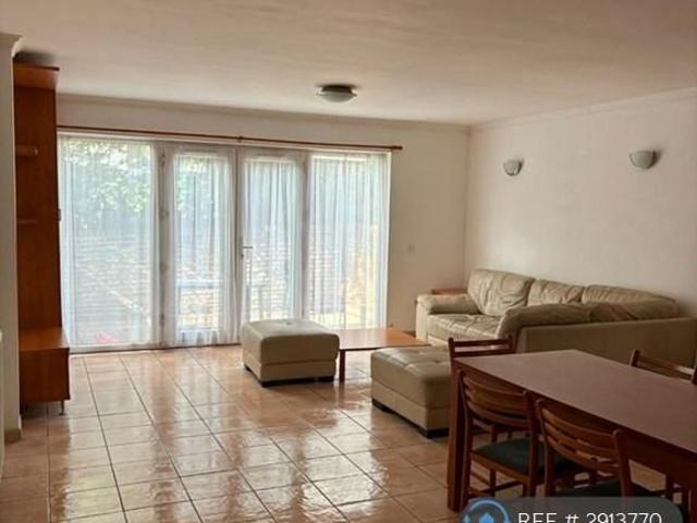 House for rent in West Kensington, Greater London