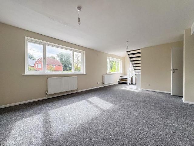 House for rent in Alderbrook, Wealden