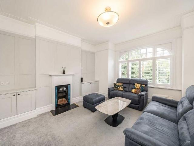 House for rent in London Borough of Merton, Merton Park