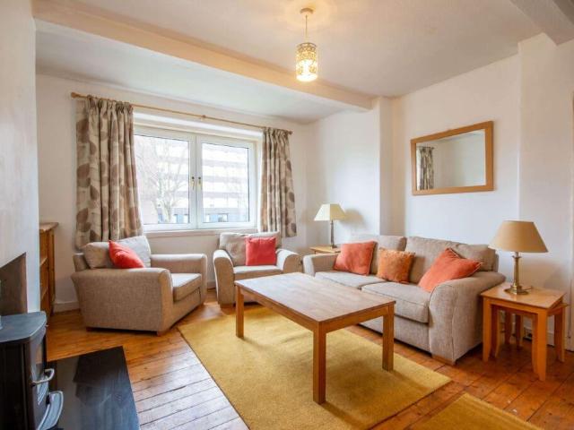 Flat for rent in Chesser, Slateford