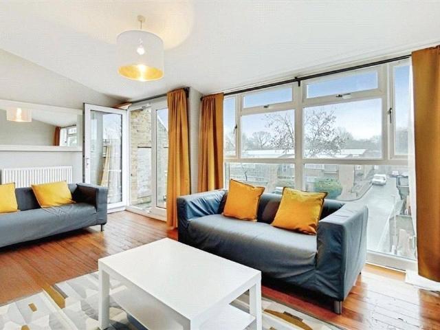 Flat for rent in Tulse Hill, Greater London
