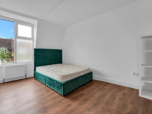 House for rent in East Sheen, Greater London