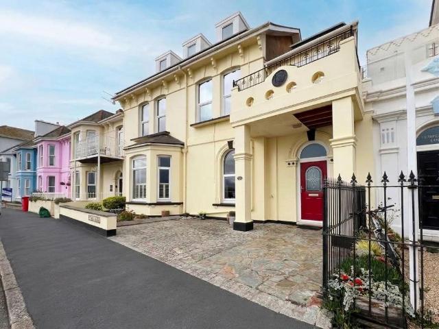 Flat for rent in Budlake, Devon