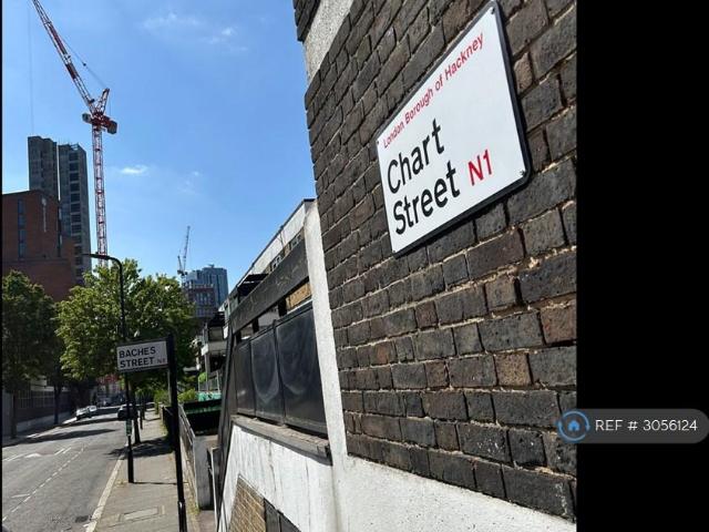 Flat for rent in London Borough of Hackney, Greater London