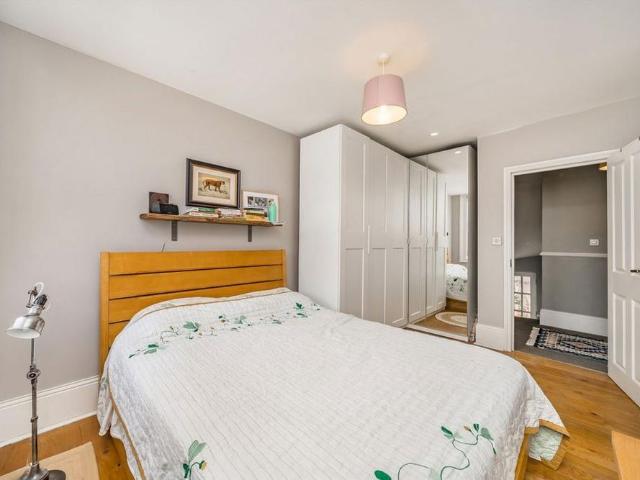 House for rent in Maida Hill, Greater London