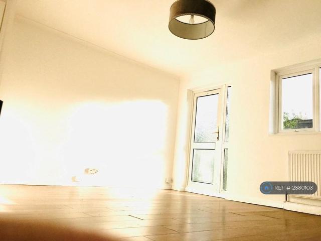 House for rent in London Borough of Lewisham, Greater London
