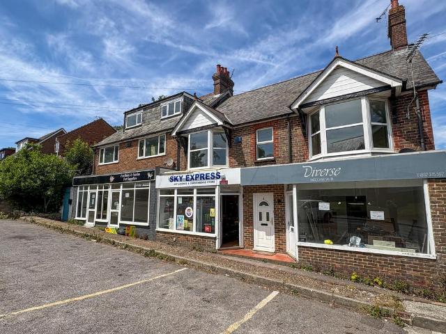 Flat for rent in Alderbrook, Cross In Hand