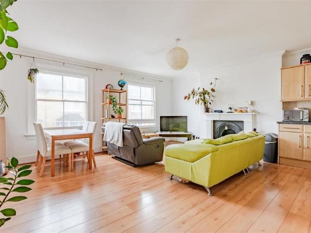 House for rent in Aldrington