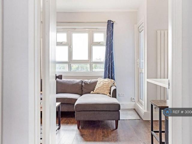House for rent in London Borough of Wandsworth, Greater London