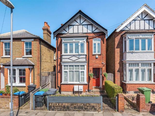 Flat for rent in Norbiton, Greater London