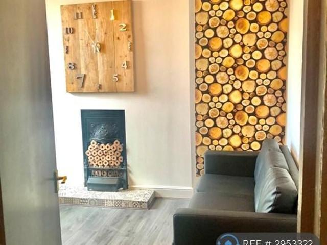 House for rent in St George's Quarter / Cultural Quarter, Calderstones