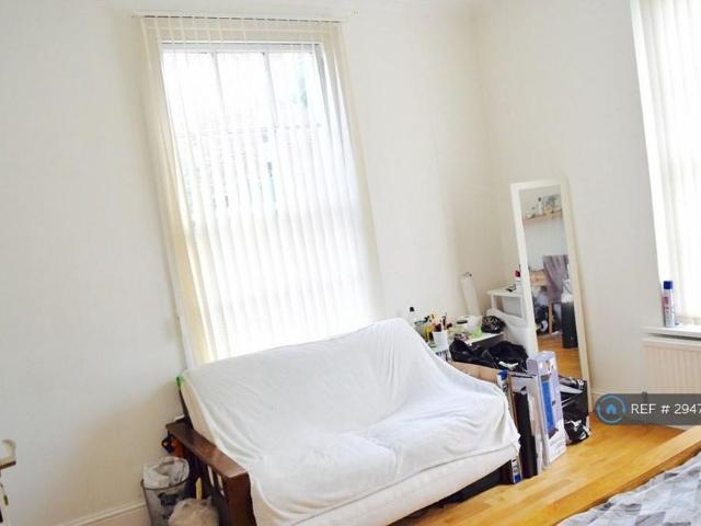 House for rent in Chalk Farm, Greater London