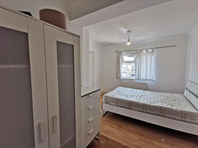 House for rent in Lane, Greater London