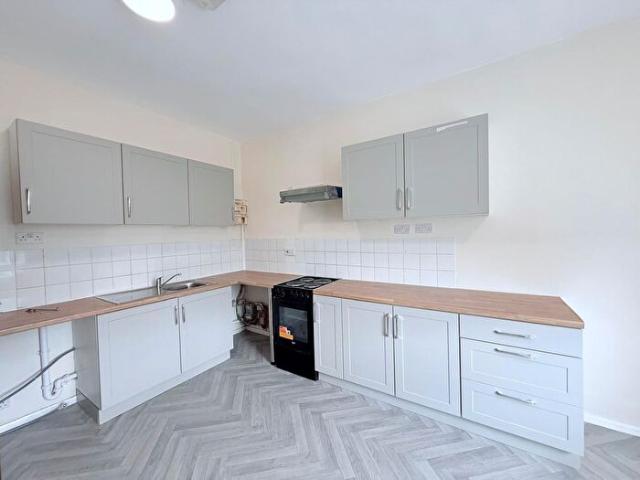 Apartment for rent in Clifton, Haddon