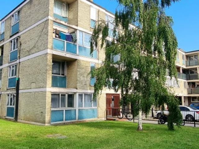 Apartment for rent in Stepney, Greater London